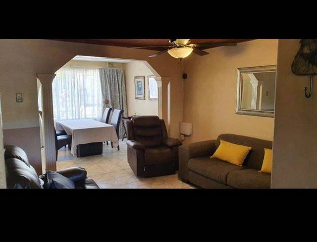 4 BEDROOM DUPLEX FOR SALE IN LENHAM